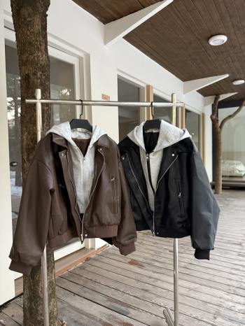 【Z829795】簡約拼接撞色連帽皮外套