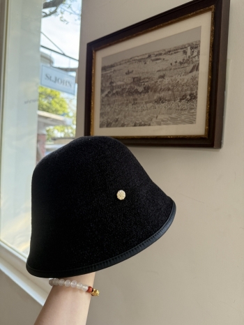 【Z829804】小香風PU皮包邊毛絨漁夫帽