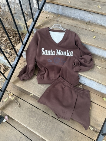 【Z829872】休閒V領字母印花褲裙套裝