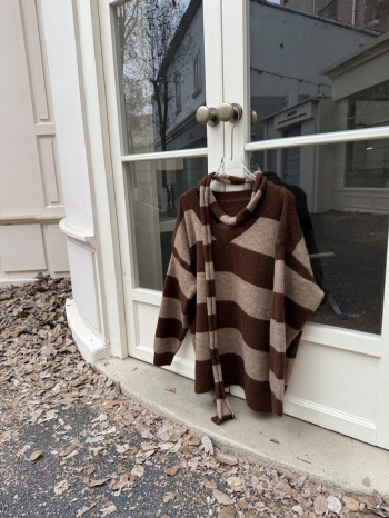 【Z829875】撞色條紋V領飄帶針織衫