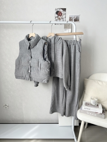 【Z829851】連帽羽絨鋪棉背心三件式休閒套裝