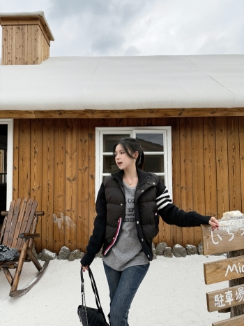 【Z829902】拼接針織立領羽絨外套