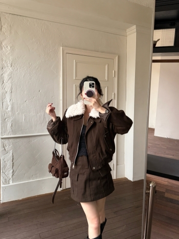 【Z829857】羊羔毛領外套牛仔短裙套裝