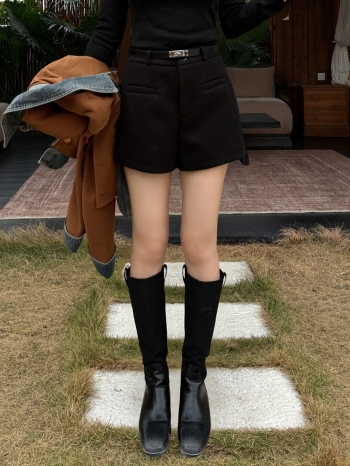 【Z829894】假口袋裝飾設計感毛呢短褲