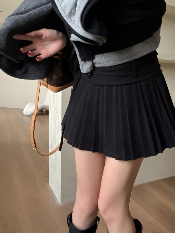 【Z829900】學院風毛呢繫繩百摺裙