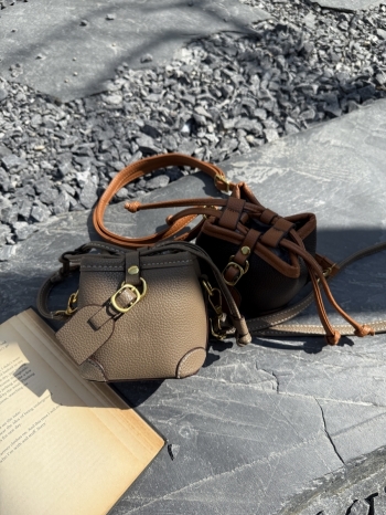 【Z829925】迷你撞色抽繩水桶小包