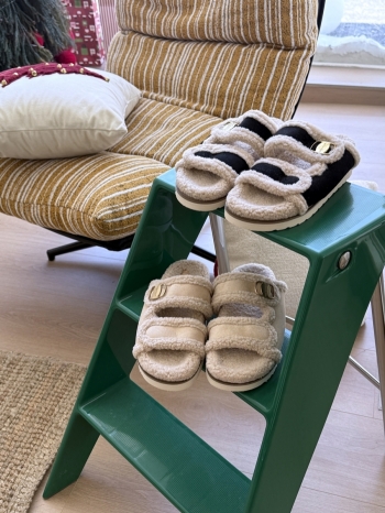 【Z829928】軟皮羊羔毛皮帶釦毛毛拖