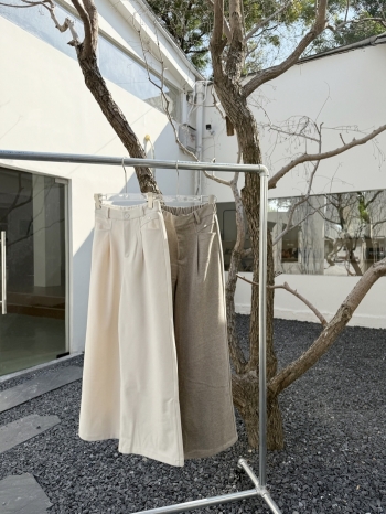 【Z829930】鬆緊腰頭厚磨毛休閒寬褲