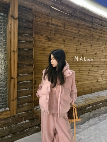 【Z829851】連帽羽絨鋪棉背心三件式休閒套裝