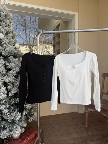 【Z830024】百搭圓領帶胸墊排釦羅紋長袖