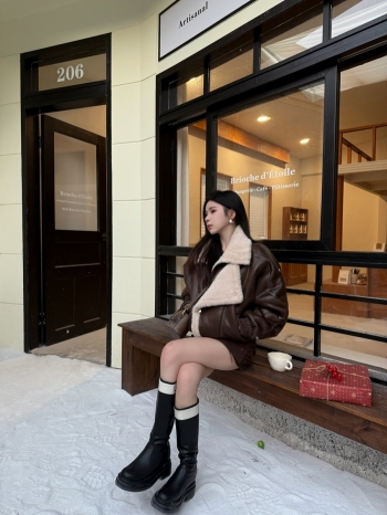 【Z830031】仿銀貂毛復古皮紋騎士外套