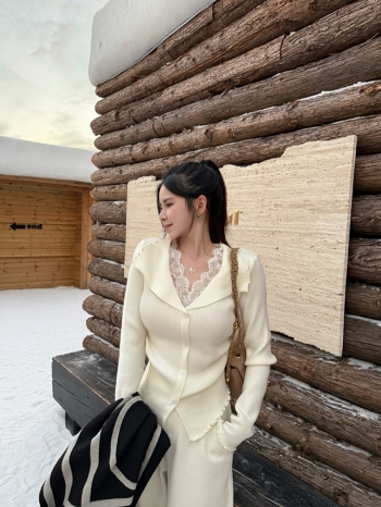 【Z829965】假兩件蕾絲翻領木耳邊針織衫