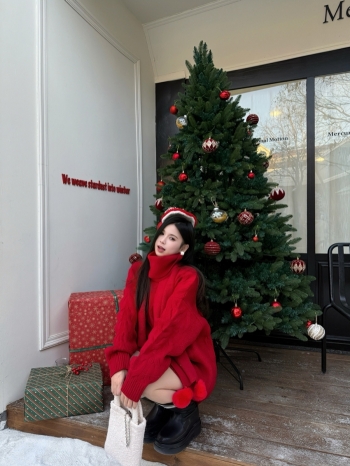 【Z830026】菱格紋針織毛衣+可愛毛球圍巾