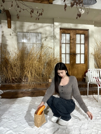 【Z830028】軟糯馬海毛毛排釦長袖上衣