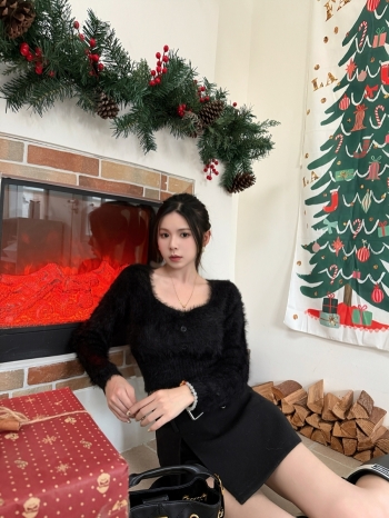 【Z830028】軟糯馬海毛毛排釦長袖上衣