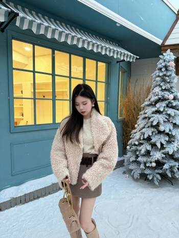 【Z830030】QQ毛翻領側拉鍊外套