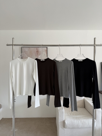 【Z830071】純色百搭圓領長袖上衣