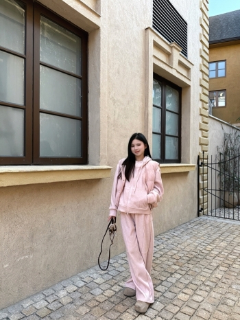 【Z830047】圓領羽絨背心+連帽帽T+絨褲三件套