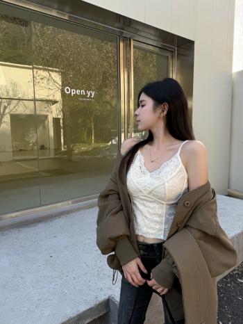 【Z830108】法式V領蕾絲磨毛美背背心