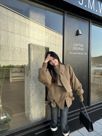 【Z830109】抽繩花苞下擺石墨烯圍脖外套