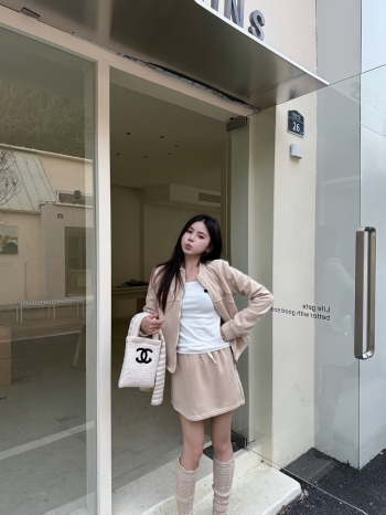 【Z830098】條紋圍巾立領修身外套短裙套裝