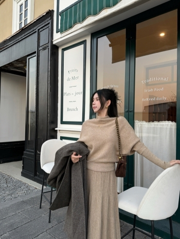 【Z830139】堆堆領蝙蝠袖針織長裙套裝