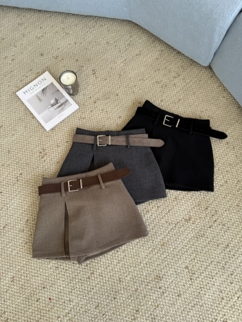 【Z830020】韓系減齡不規則開叉毛呢短裙