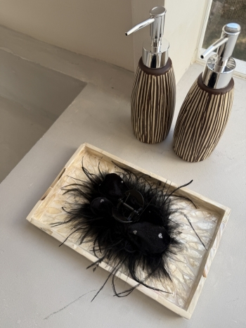 【Z830057】超仙羽毛絲絨蝴蝶結髮夾