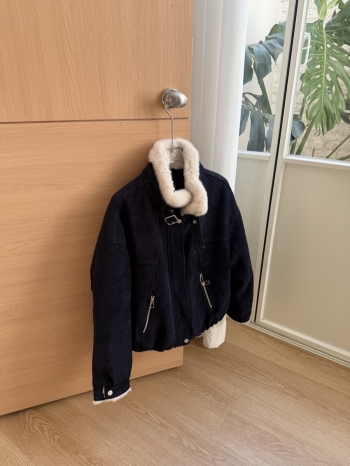 【Z830187】毛毛領加絨收腰拉鍊牛仔外套