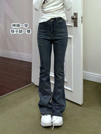 【Z830119】重工燙鑽滿天星牛仔喇叭褲