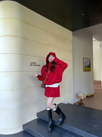 【Z830167】加絨抽繩連帽帽T短裙套裝