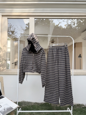 【Z830165】慵懶風條紋連帽外套休閒褲套裝