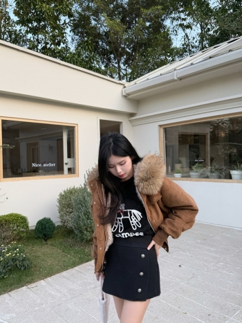 【Z830211】設計感百搭雙排釦毛呢短褲