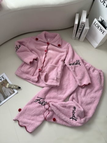 【Z830195】甜美風翻領毛球家居服套裝