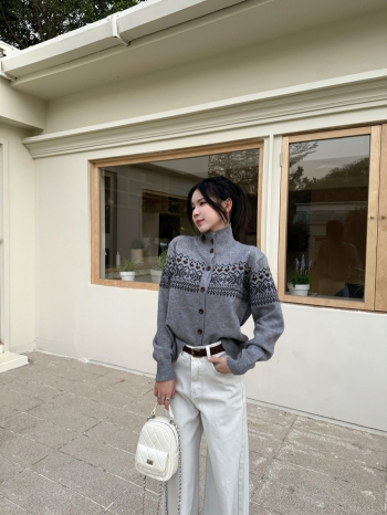 【Z830214】復古緹花立領鈕釦針織外套