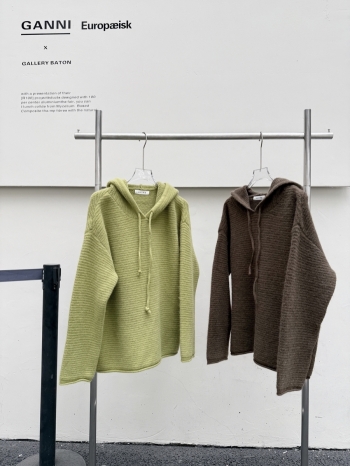 【Z830283】鬆弛感落肩粗針織連帽上衣