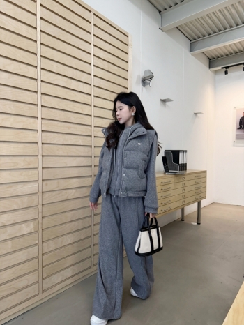 【Z829851】連帽羽絨鋪棉背心三件式休閒套裝