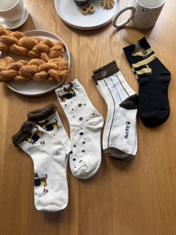 【Z830260】可愛臘腸狗中筒襪(四入組)