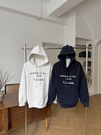 【Z830296】休閒字母印花連帽帽T