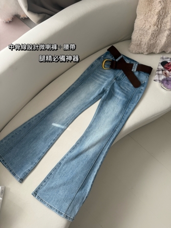 【Z830316】淺刷藍彈力微喇牛仔褲(附腰帶)