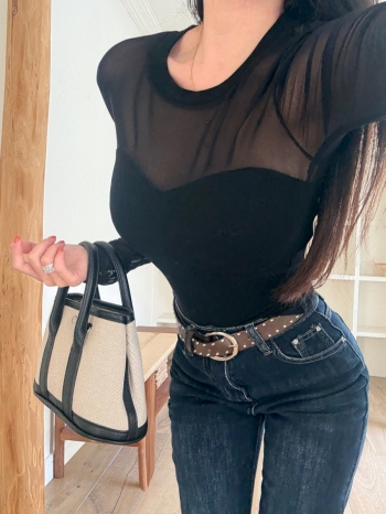 【Z830312】網紗拼接透視感長袖上衣