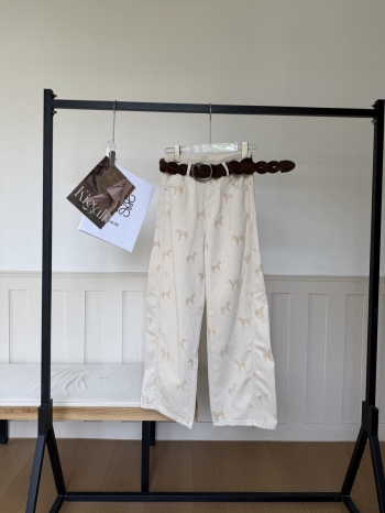 【Z830398】奶芙小馬水洗提花牛仔褲