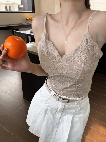 【Z830401】絕美V領蕾絲花邊吊帶背心