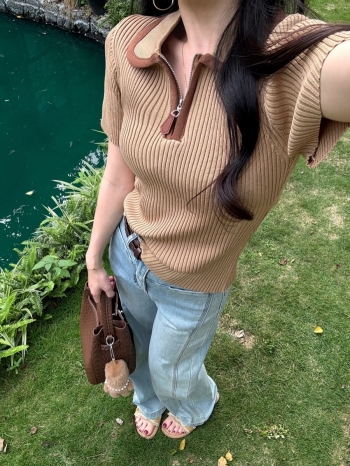 【Z830425】坑條撞色翻領短袖針織衫