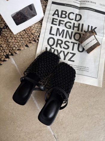 【Z830471】編織網面縷空包頭穆勒鞋