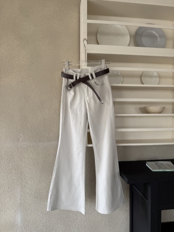 【Z830518】高腰顯瘦後翻蓋口袋筒喇牛仔褲