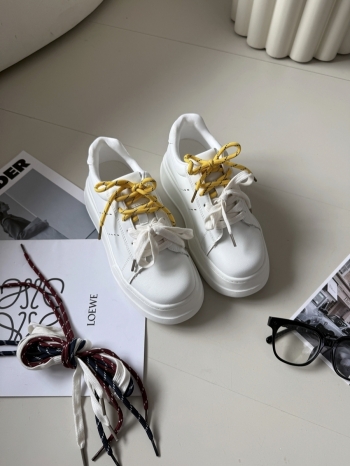 【Z830529】多鞋帶設計增高真皮厚底小白鞋