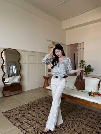 【Z830515】休閒百搭條紋排釦針織罩衫