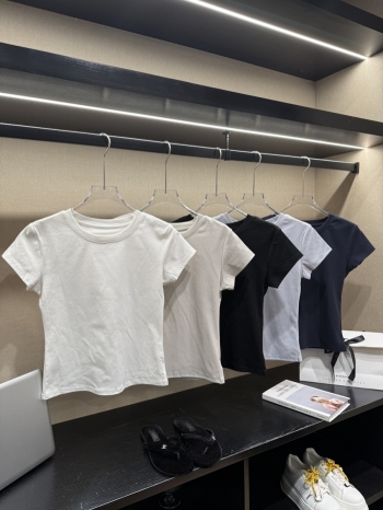 【Z830625】正肩純色休閒圓領短T