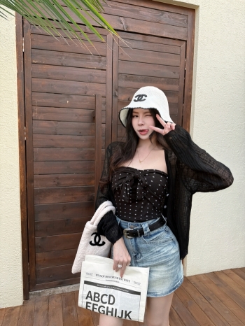 【Z830500】蝴蝶結綁帶貓爪印花抹胸背心